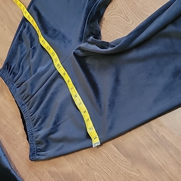 Coldwater Creek Velvety pantsuit Pjs Size: P/M Black Hoodie jacket elastic pants - Picture 7 of 16